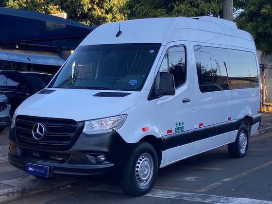 MERCEDES-BENZ SPRINTER 2.2 CDI DIESEL VAN 416 TA LONGO 16L MANUAL MERCEDES-BENZ SPRINTER 2.2 CDI DIESEL VAN 416 TA LONGO 16L MANUAL